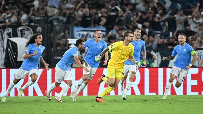 Kiper Lazio, Ivan Provedel mencetak gol di detik terakhir untuk membawa timnya mengimbangi Atletico Madrid pada ajang Liga Champions