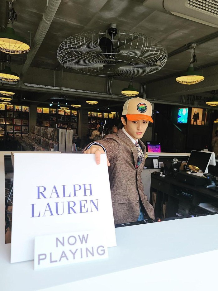Dirinya kerap aktif mempromosikan brand tersebut dan menghadiri event-event yang diselenggarakan Polo Ralph Lauren./ Foto: instagram.com/onyourm__ark