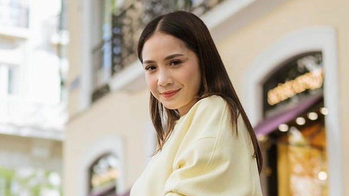 Nagita Slavina Bakal Borong Saham VISI, Berapa Nilainya?