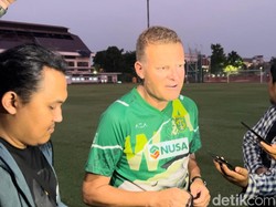 Analisis Josep Gombau Jelang Persebaya Tandang Lawan Dewa United
