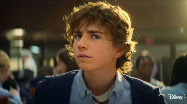 Serial Percy Jackson and the Olympians mengeluarkan teaser trailer perdana yang memperlihatkan kehidupan tidak normal demigod itu.