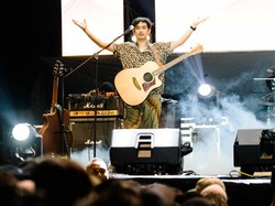 Profil Aditya Ilyas Gitaris Soegi Bornean, Jurnalis yang Ingin Menulis Buku