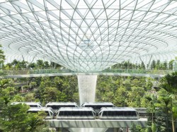Wabah Mpox Merebak, Bandara Changi Terapkan Cek Suhu dan Visual
