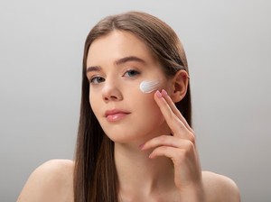 Mengenal Skin Minimalism, Cara Mengurangi Potensi Iritasi pada Kulit Wajah!