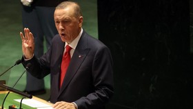 Erdogan: Israel Setop Bom Palestina, WN Palestina Setop Ganggu Israel