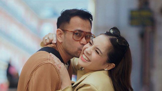 Klarifikasi Tak Terduga Raffi Ahmad Soal Kabar Kehamilan Nagita Slavina