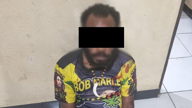 Satu anggota KKB kaki tangan Egianus Kogoya ditangkap di Nabire saat mencari pasokan amunisi.