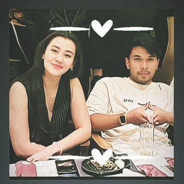 7 Potret Thariq Halilintar & Aaliyah Massaid Kedapatan Pakai Kalung Couple