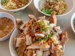 5 Tempat Makan Bakso Enak Semangkuk Rp 10.000 di Bogor