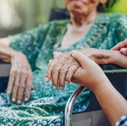 Mengenal Ulkus Dekubitus, Kondisi yang Dialami oleh 33 Persen Lansia di Indonesia