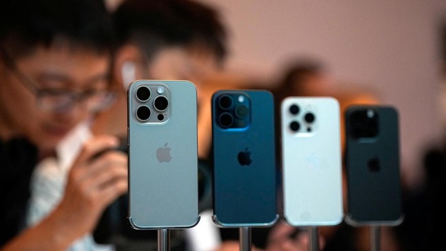 Apple dan Samsung mendominasi daftar Hp paling laku di awal 2024, menyisihkan sejumlah pabrikan ponsel lain, khususnya pabrikan asal China.