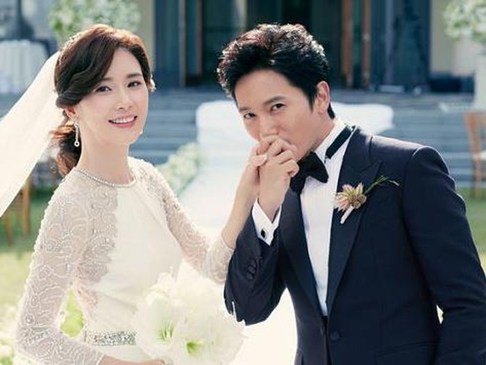 Pasangan artis Korea berawal dari cinlok hingga menikah/ Foto: soompi.com