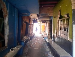 Cerita Warga Soal Sembako Gratis dari Iuran Tempat Prostitusi Gang Royal