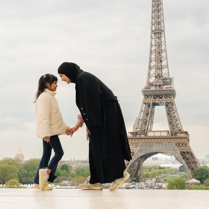 <p>Shireen kerap membagikan potret kegiatan bersama ketiga anaknya. Istri Teuku Wisnu ini juga tak ketinggalan memperlihatkan keseruannya bersama Hawwa yang kini beranjak besar. (Foto: Instagram: @shireensungkar)</p>