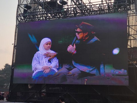 Detik-detik Virgoun Nangis di Depan Anak Saat Manggung