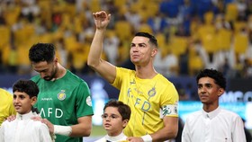 Viral Bocah Gaza Pakai Jersey Robek Ronaldo Imbas Rudal Israel