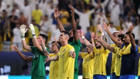 FOTO: Ronaldo Bersinar, Al Nassr Menang