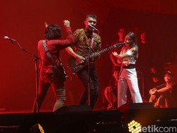 Iga Massardi Kehilangan Ade Paloh, Punya Project Bareng Usai Lebaran