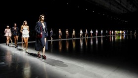 FOTO: Nuansa Baru Gucci di Tangan Sabato De Sarno