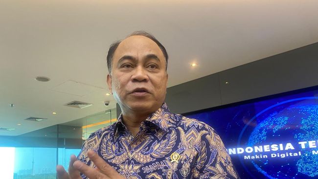 Menkominfo Pamer ke Jokowi Sikat 400 Ribu Konten Judi Online