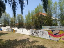 Jorok! Skate Park Jadi Tempat BAB dan Kencing Sembarangan