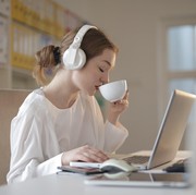 Selain Kopi, Ini 5 Minuman Alternatif yang Bikin Mata Melek dan Tetap Fokus