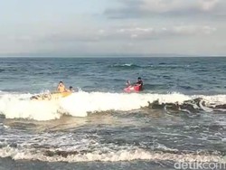 4 Wisatawan Asal Medan Nyaris Tewas Terseret Arus Pantai di Bali