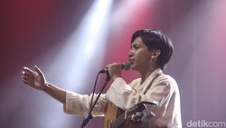 Cerita Ananda Badudu Lahirkan Lagu dari Pengalaman Ditangkap Polisi
