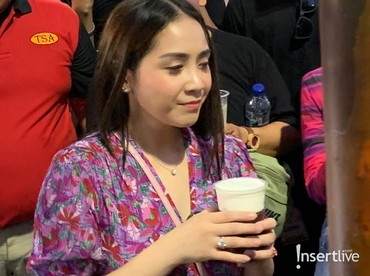 img-title Marak TikTok Shop, Nagita Slavina Gencar Bantu UMKM Berkembang