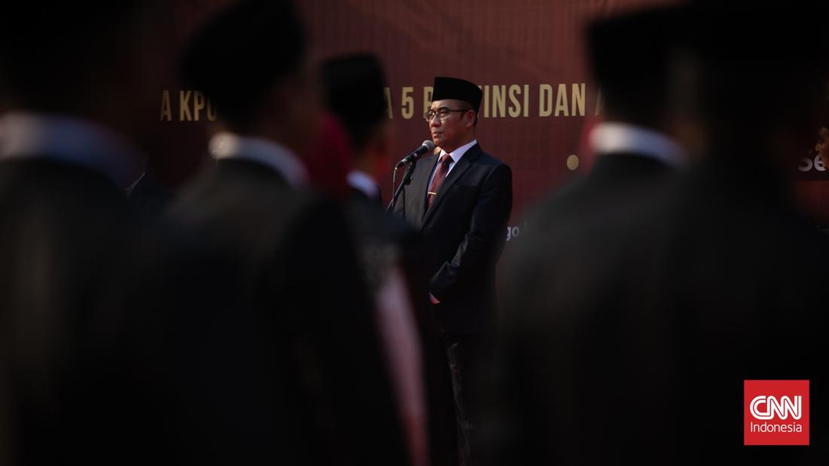 FOTO: Pelantikan Anggota KPU Masa Bakti 2023-2028
