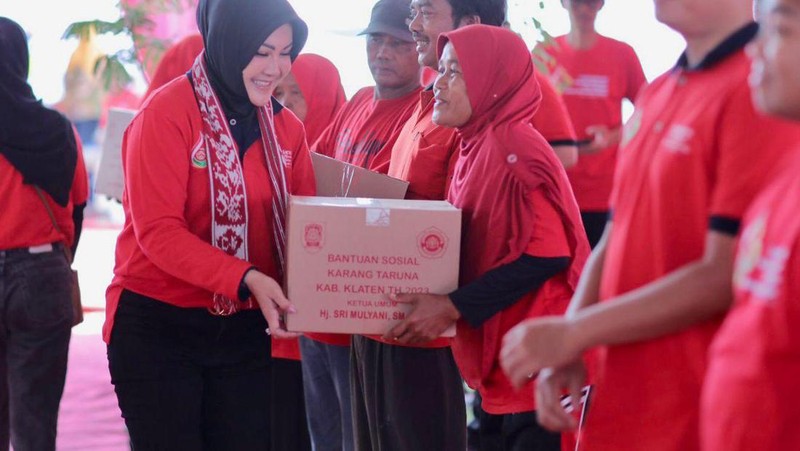 Pengurus Karang Taruna Kabupaten Klaten menggelar Apel Siaga dan Baksi Sosial (Baksos) dalam rangka memperingati hari lahir (Harlah) Karang Taruna ke-63.
