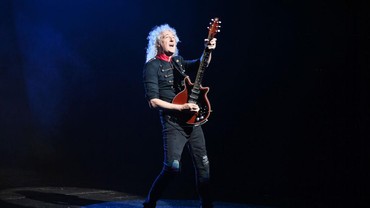 Peran Penting Brian May Gitaris Queen di Misi Pengambilan Sampel Asteroid Bennu