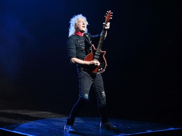 img-title Peran Penting Brian May Gitaris Queen di Misi Pengambilan Sampel Asteroid Bennu