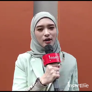 Ingin Berangkat Umrah, Inara Rusli Tunda Karena Hal Ini