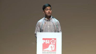 8 Foto Transformasi Kaesang Pangarep, dari Mas-mas Jawa hingga Ketua Umum Partai