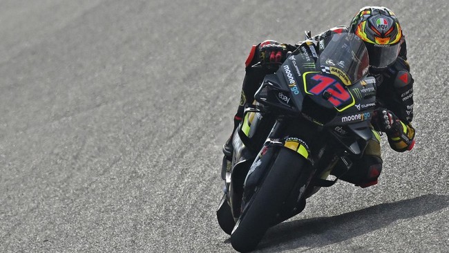 Peluang pembalap tim VR46 Marco Bezzecchi ke MotoGP Mandalika 2023 masih tanda tanya usai menjalani operasi tulang selangka.