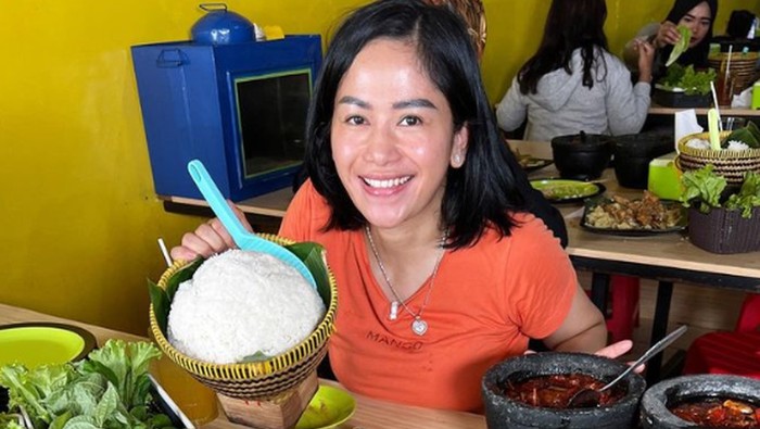 Farida Nurhan Buka Suara Usai Konflik dengan Codeblu Viral di TikTok hingga Menyeret Anak dan Cucu