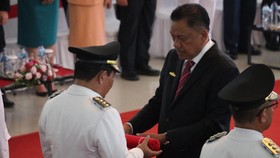 Nasihat Mendalam Gubernur Olly saat Melantik 5 Pj Bupati dan Wali Kota