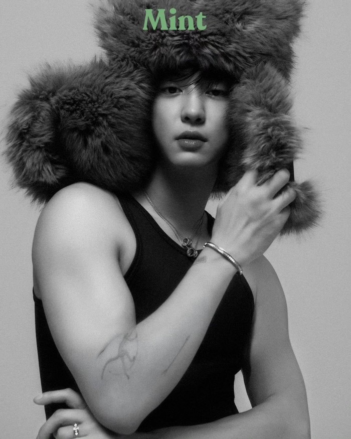 Pesona Chanyeol memang tak terbantahkan. Tidak heran jika banyak pujian dari penggemar menghiasi kolom komentar di akun instagram pribadinya./ Foto: instagram.com/real__pcy