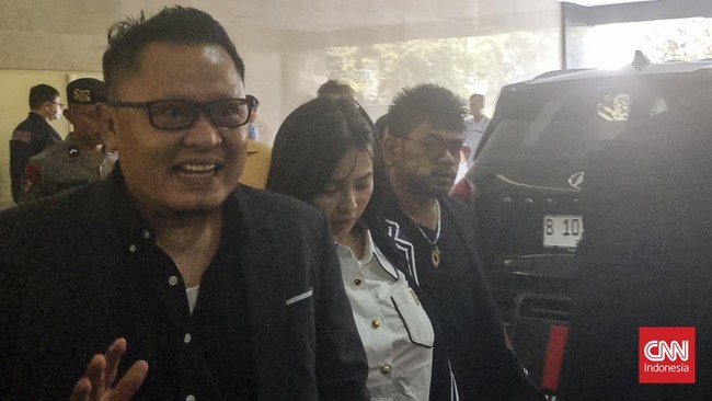 Penyanyi Cupi Warsita alias Cupi Cupita mengaku tak mengetahui apa yang dipromosikannya adalah judi online.