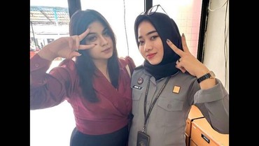 7 Potret Dea Onlyfans Akhirnya Bebas dari Penjara: pada Kangen Aku Nggak?
