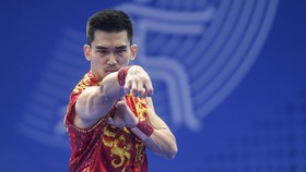 FOTO: Jurus Harris Sabet Emas Ketiga Indonesia di Asian Games