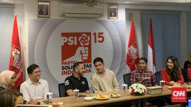 Kaesang mengaku sempat berhubungan dengan Jokowi via telepon setelah didaulat menjadi Ketua Umum PSI pada awal pekan ini.