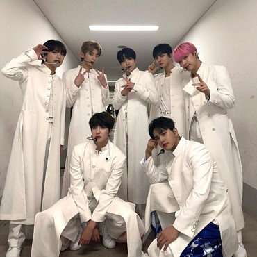 Agensi Hancurkan Mini Album KINGDOM Buntut Desain Mirip Sampul Al-Quran