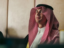 Resmi Menyandang Status Miliarder, Ronaldo Borong 2 Vila Mewah di Saudi!