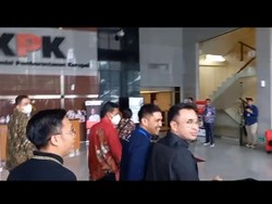 Raffi Ahmad Sambangi Gedung KPK, Ada Apa?