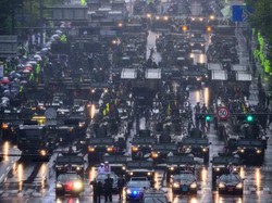 Korsel Gelar Parade Militer Langka, Pamerkan Tank hingga Rudal