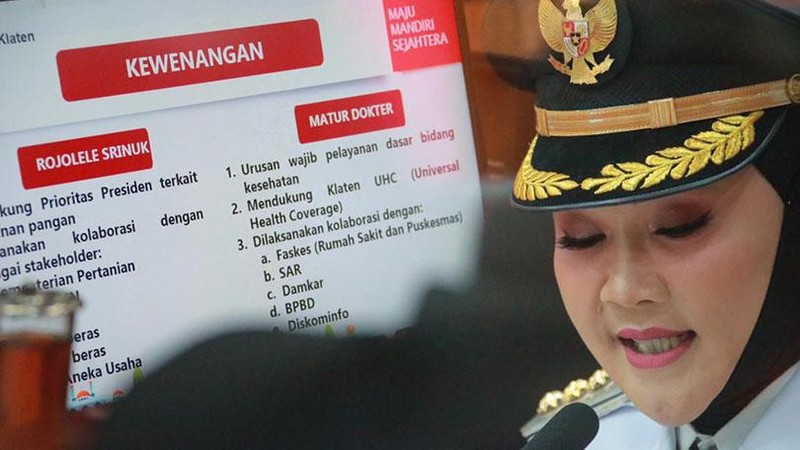 Bupati Klaten memperkenalkan dua inovasi unggulan pada kegiatan presentasi kepala daerah dalam rangka penilaian Innovative Government Award (IGA) 2023.