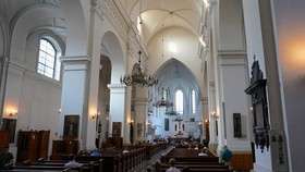 Pesta Gay di Gereja Katolik Polandia Ungkap Skandal Besar