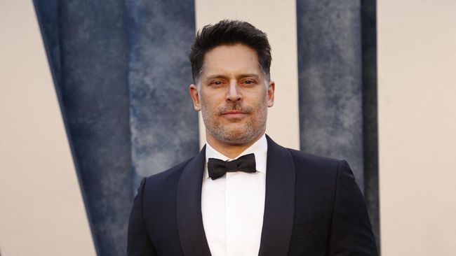 Joe Manganiello dikabarkan sudah punya pacar baru tak lama setelah cerai dari Sofia Vergara.